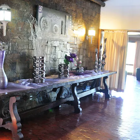 Hotel Zende 3*